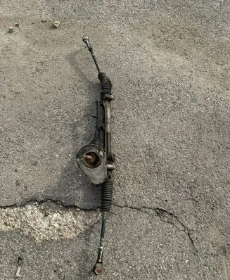 Ford Mondeo Mk III Steering rack 1S7C3200