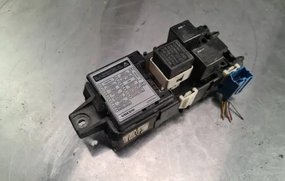 Volvo S40, V40 Fuse box set 30662309 9285 3K061009