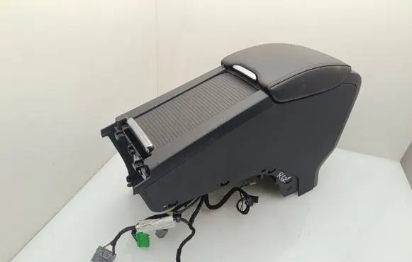 Volvo V60 Armrest 30755732 39819457 30755596