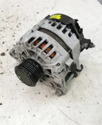 Hyundai ix35 Generator/alternator 2611067 135V130A