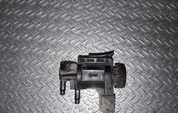 Volkswagen Golf IV Turbo solenoid valve 191906283A