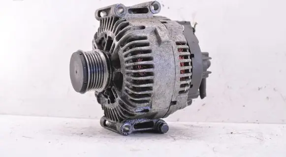 Audi A6 S6 C6 4F Generator/alternator 