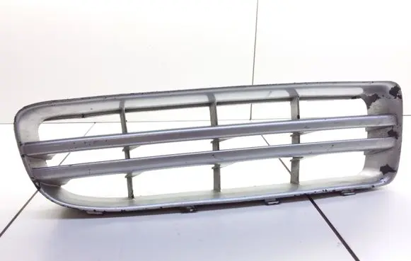 Skoda Octavia Mk1 (1U) Front bumper lower grill 00201113138 1U0807368C