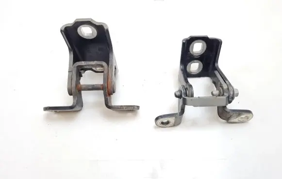 Front door hinge set