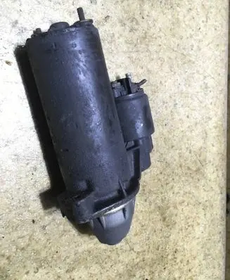 Mercedes-Benz E W124 Starter motor 0001110016