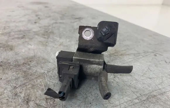 KIA Sportage Turbo solenoid valve 351202A450