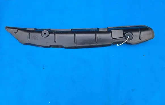 Audi A3 S3 8V Fender end trim 8V5821112