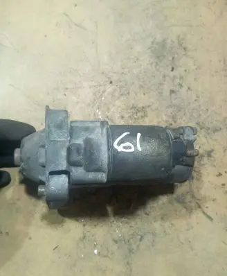 Volvo V70 Starter motor 8697650