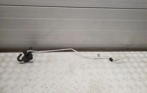 Mercedes-Benz SL R231 Headlight washer hose/pipe A2318300600