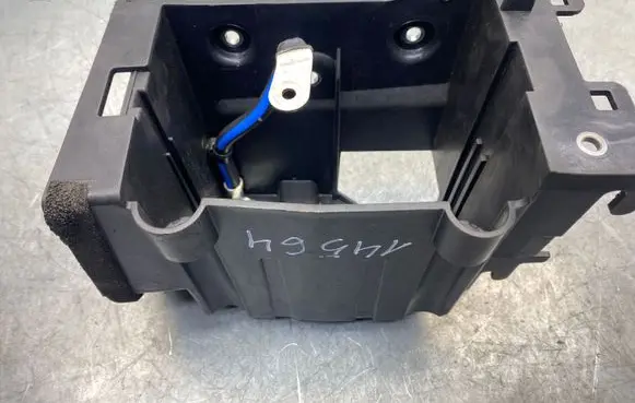 Volvo XC90 Battery box tray 31652062 3149991005