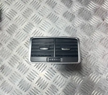 Audi A6 S6 C6 4F Rear air vent grill 4F0819203C