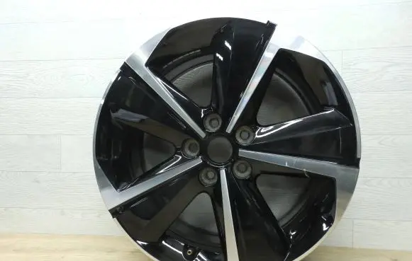 R17 alloy rim