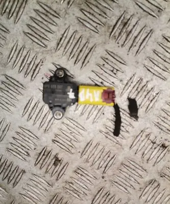 Audi A4 S4 B7 8E 8H Airbag deployment crash/impact sensor 8p0955557