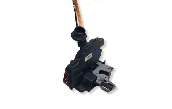 Audi A4 S4 B6 8E 8H Rear door lock 8E0839016C