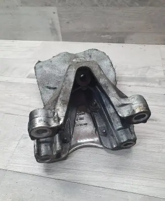 Audi A6 S6 C7 4G Engine mounting bracket 8K0199307BJ