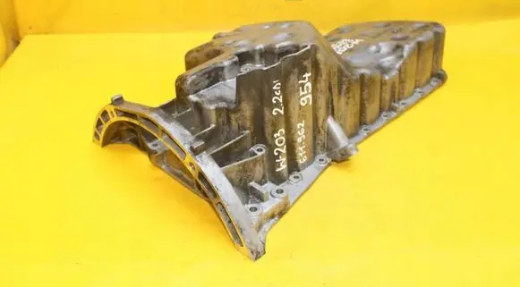 Oil sump