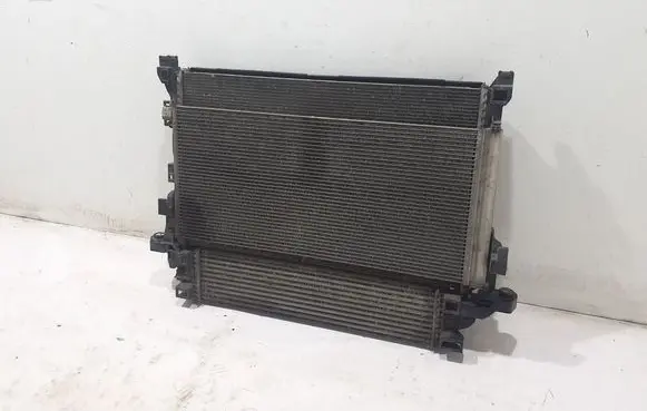 Opel Vivaro Radiator set 