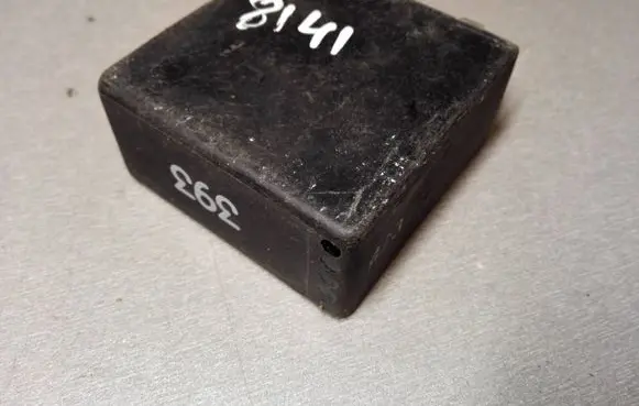 Volkswagen PASSAT B5.5 Other relay 4B0919471A 5KG00656805