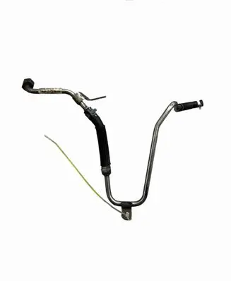 Volkswagen Golf VII Fuel line/pipe/hose 04L131582