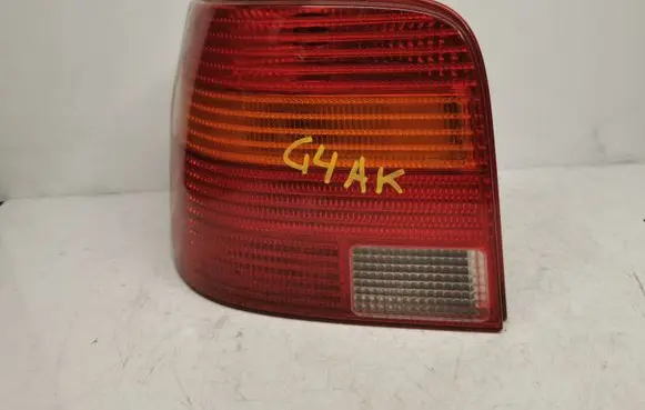 Volkswagen Golf IV Rear/tail lights 1J6945095R
