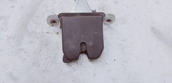 Skoda Octavia Mk2 (1Z) Tailgate/trunk/boot lock/catch/latch 1Z5827501D