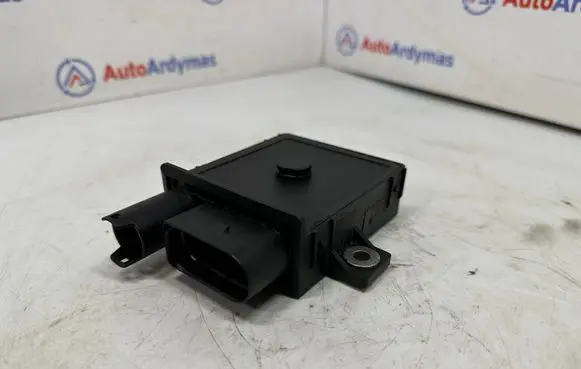 BMW 5 E60 E61 Glow plug pre-heat relay 7801201 12217801201 5A73895