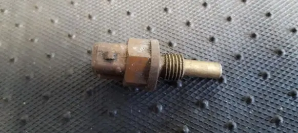 Rover 214 - 216 - 220 Coolant level sensor ES1204 ES120-4