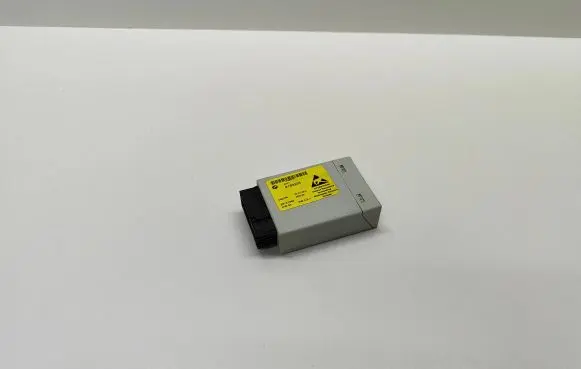 BMW 5 E60 E61 Center console control module 9183233 28137346 553749