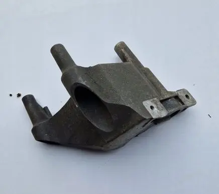 Opel Astra K Engine mounting bracket GM13389321