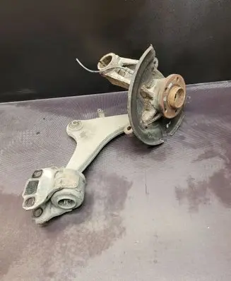 Volvo V60 Front wheel hub