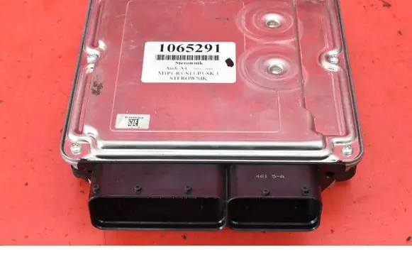 Audi A4 S4 B8 8K Engine control unit/module ECU 8R0907401J