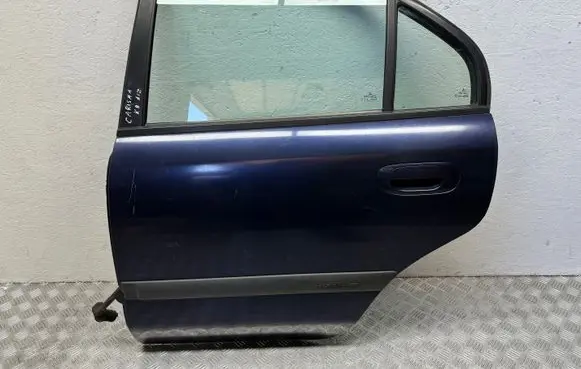 Mitsubishi Carisma Rear door