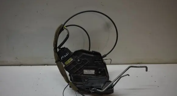 Mazda 3 I Front door lock 3N6AA21813AP