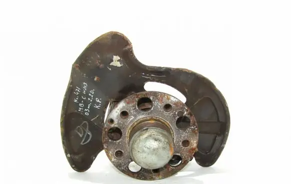 Mercedes-Benz C W203 Rear wheel hub