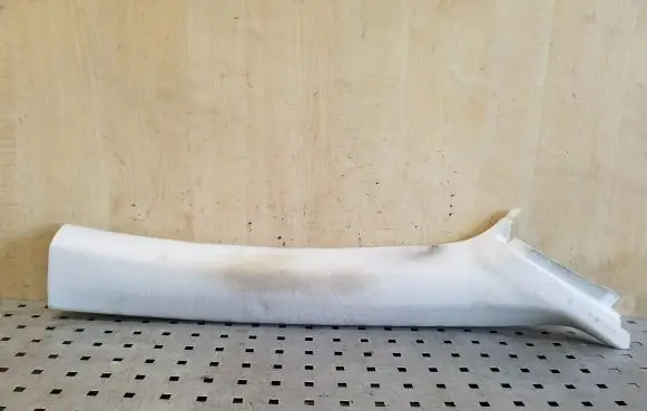 Peugeot 308 (A) pillar trim 9677359377