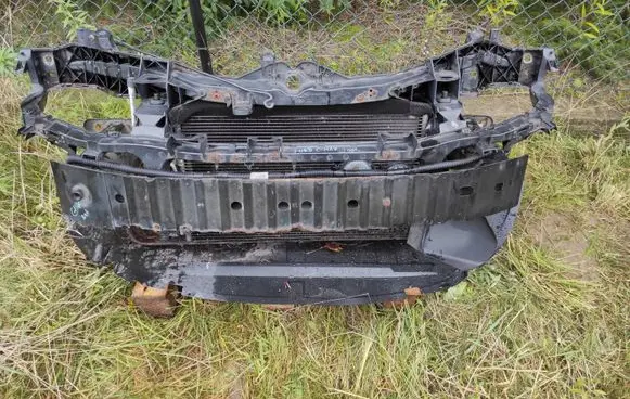 Ford C-MAX I Front piece kit 