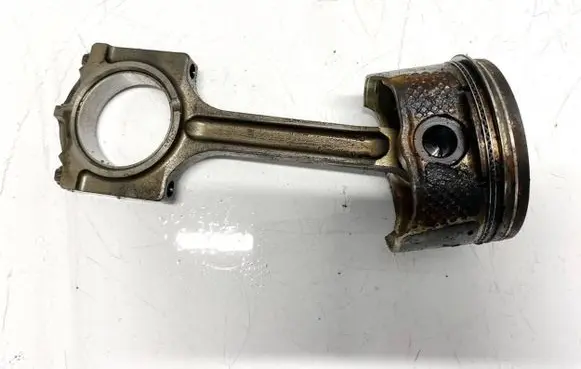 Mazda 5 Piston with connecting rod