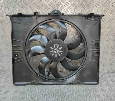 BMW iX1 Radiator cooling fan shroud 365803468 5A37EE7