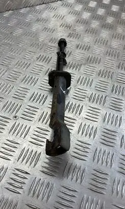 Hyundai Santa Fe Spare wheel mounting bracket 