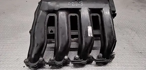 BMW 3 E90 E91 Intake manifold 7795393