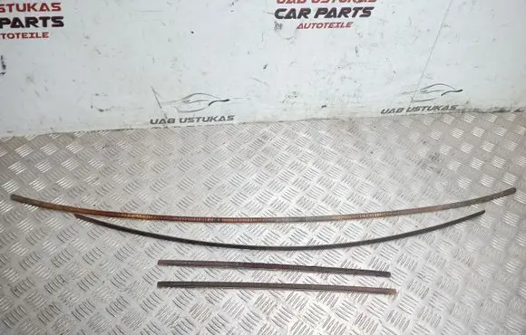 Opel Rekord E2 Rear side glass trim 
