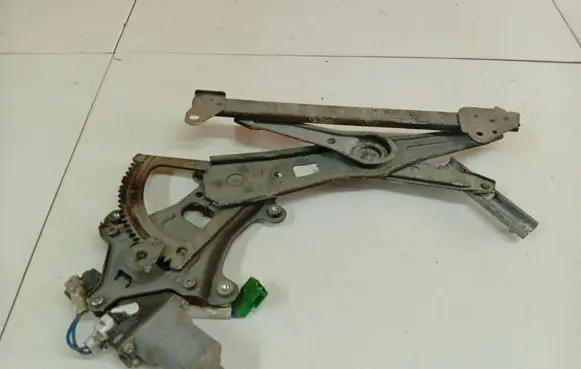 Subaru Legacy Sliding door window regulator with motor 