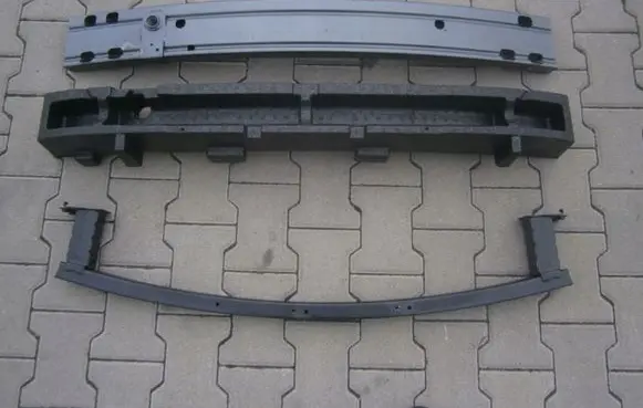 Nissan Qashqai Bottom radiator support slam panel 