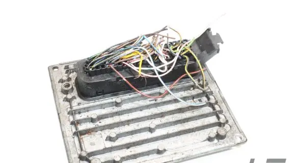 Ford Fiesta Engine control unit/module 4S6112A650SE