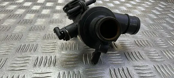 Mercedes-Benz E W212 Thermostat/thermostat housing 209290019