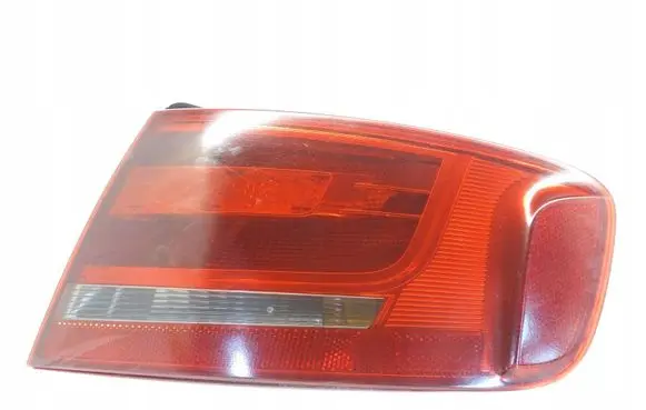 Audi A4 S4 B8 8K Tailgate rear/tail lights 8K5945096D