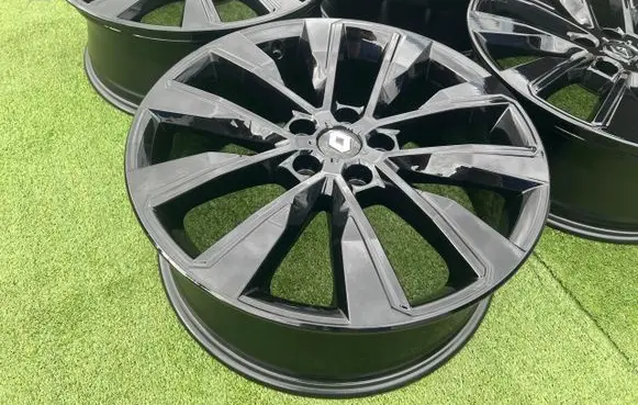 Renault Arkana R19 alloy rim 