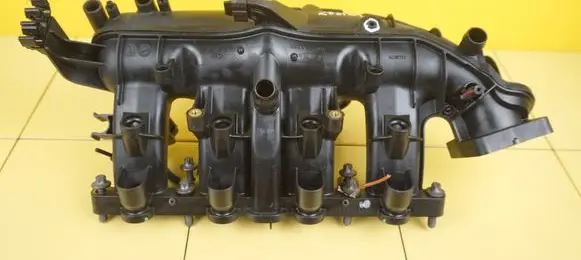 Opel Astra J Intake manifold 55573171 A14NEL