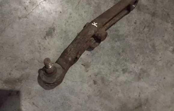 Iveco Daily 35.8 - 9 Front lower control arm/wishbone
