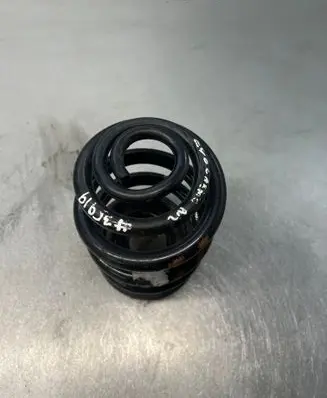BMW 3 E46 Rear coil spring je56735f